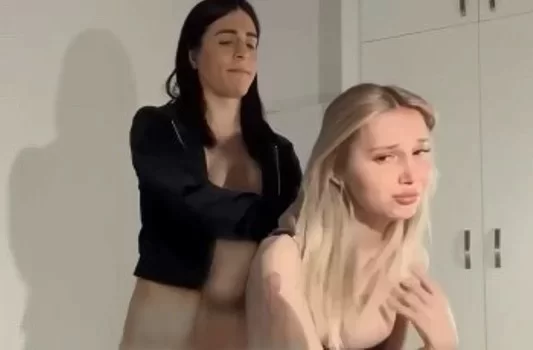 Хилми ебет Дашу Корейку и кончает в рот: слив 18+ без цензуры